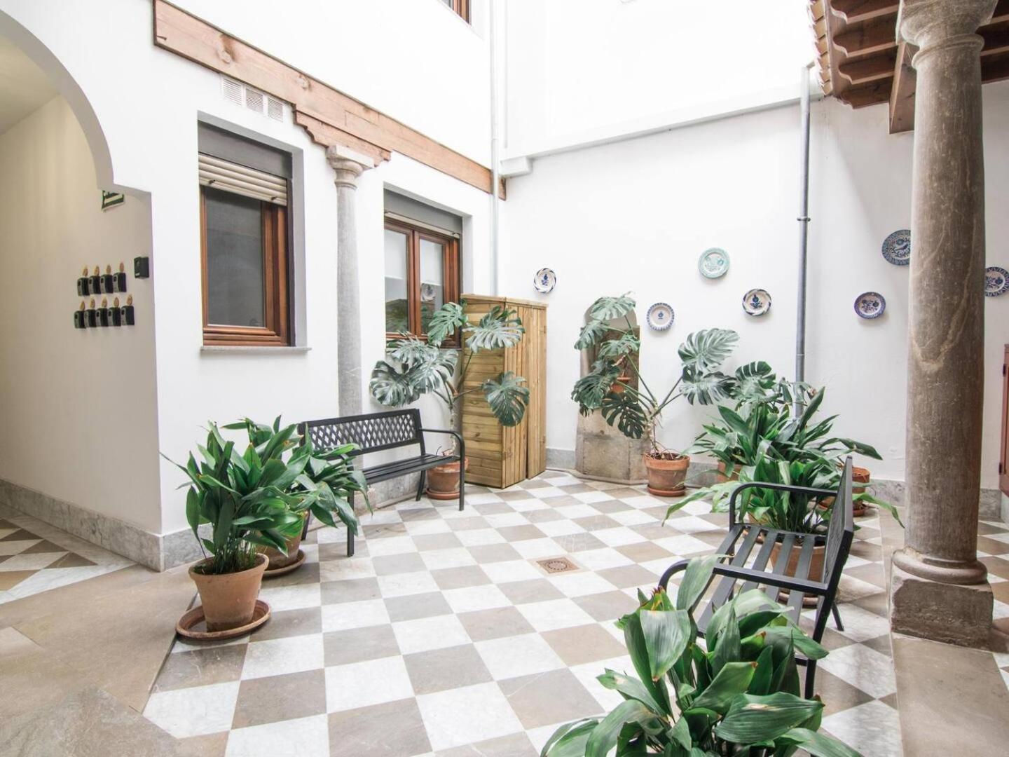 Apartmán Tuguest Plaza De Gracia Granada Exteriér fotografie