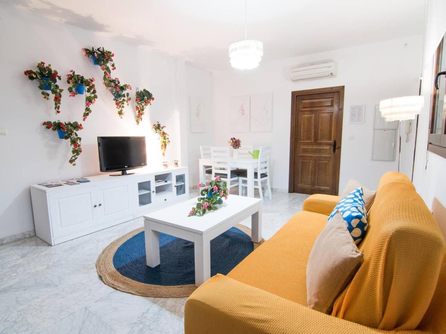 Apartmán Tuguest Plaza De Gracia Granada Exteriér fotografie
